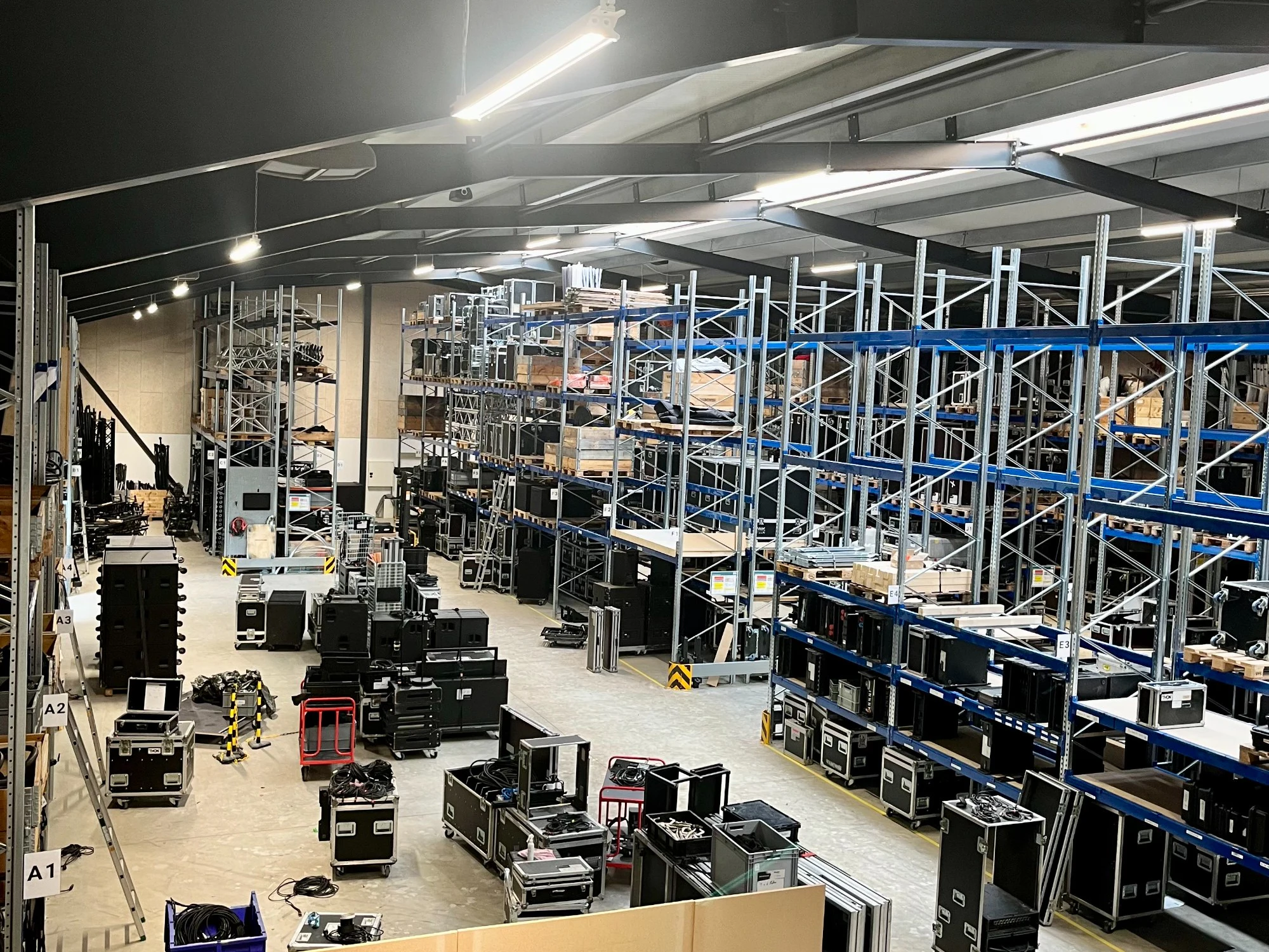 Pallereoler til overblik og hurtig ind- og udlagring
