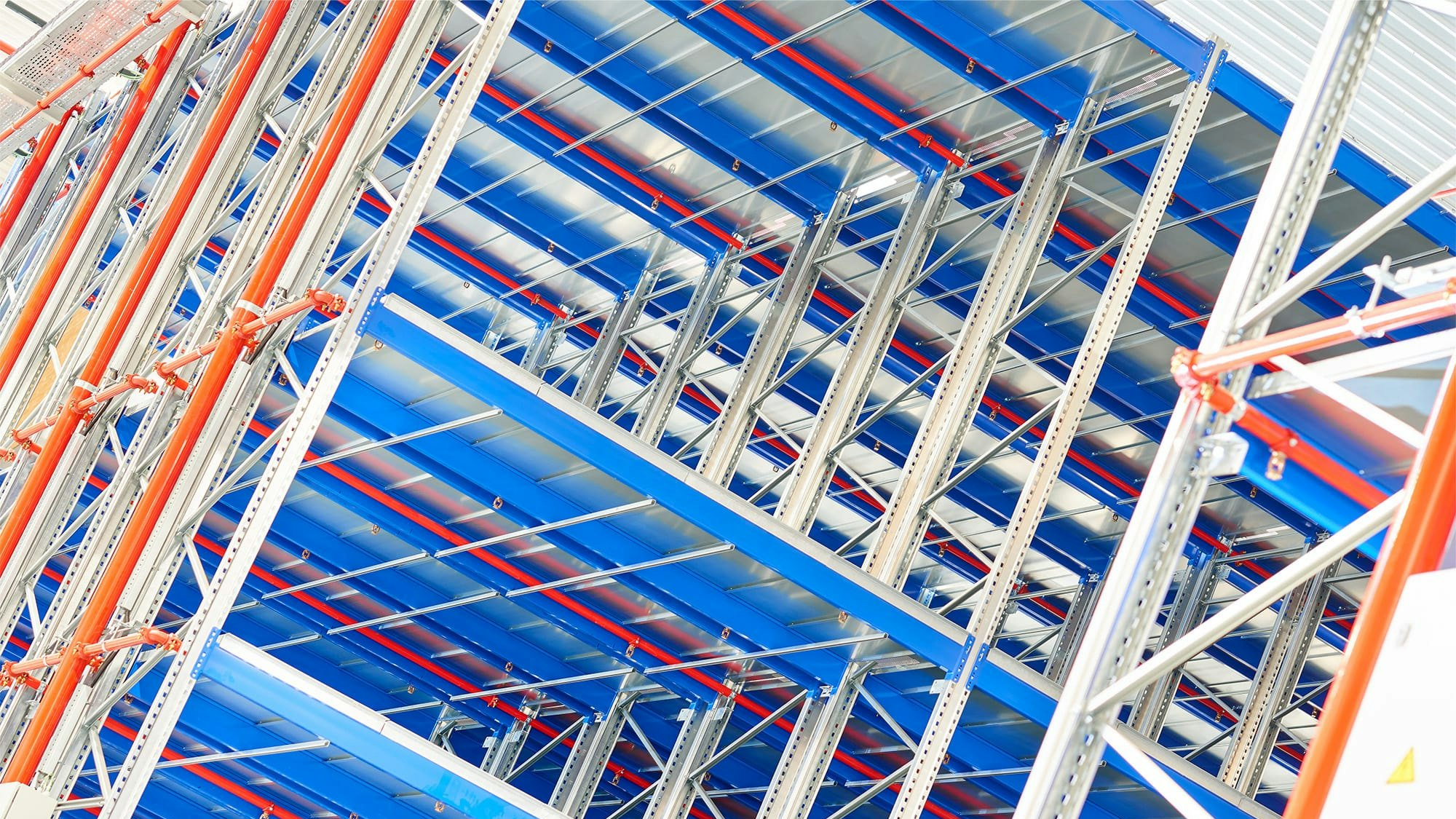 Verfahrbare BITO Palettenregale mit Feuerlöschanlage