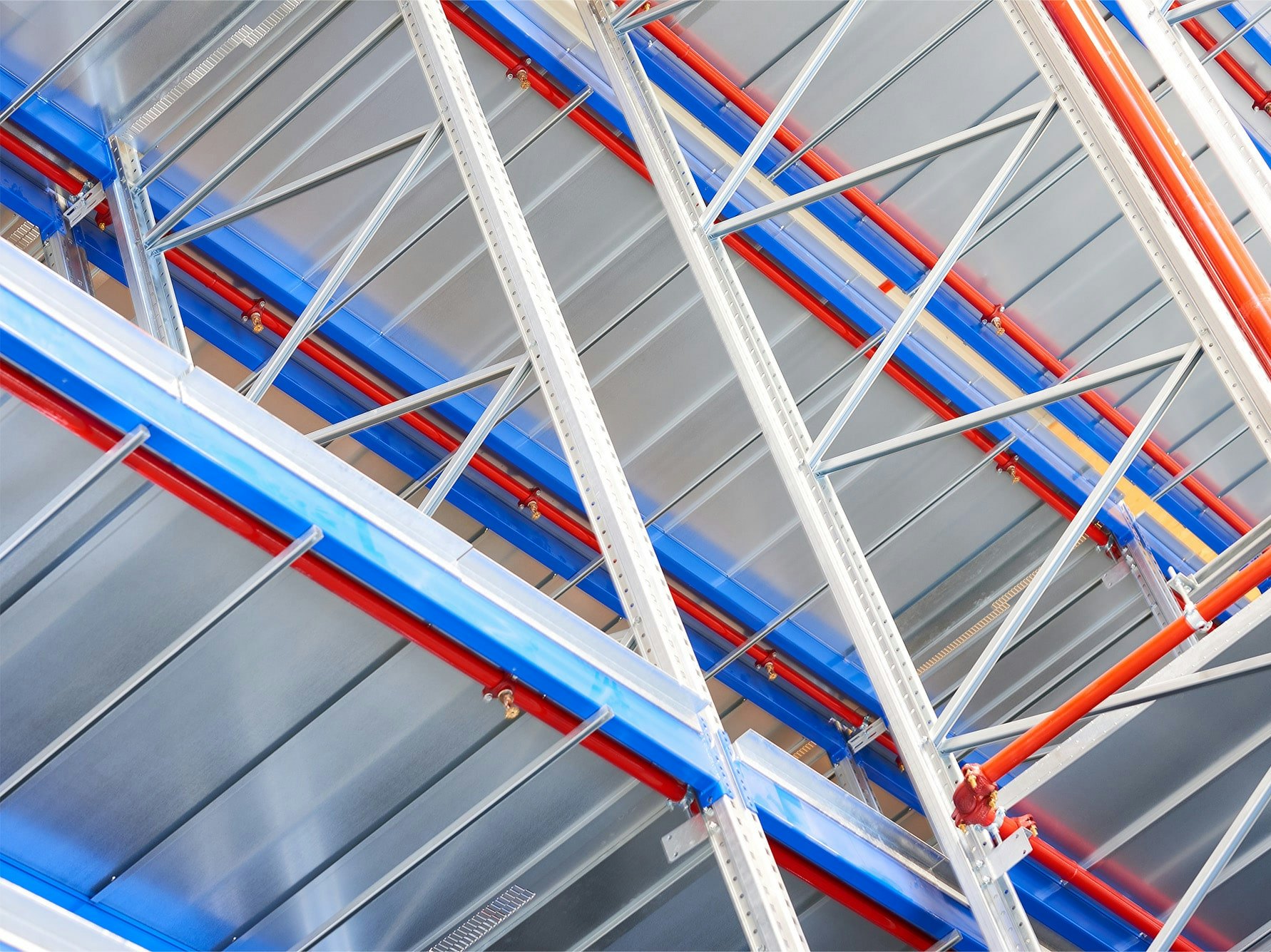 Verfahrbare BITO Palettenregale mit Feuerlöschanlage