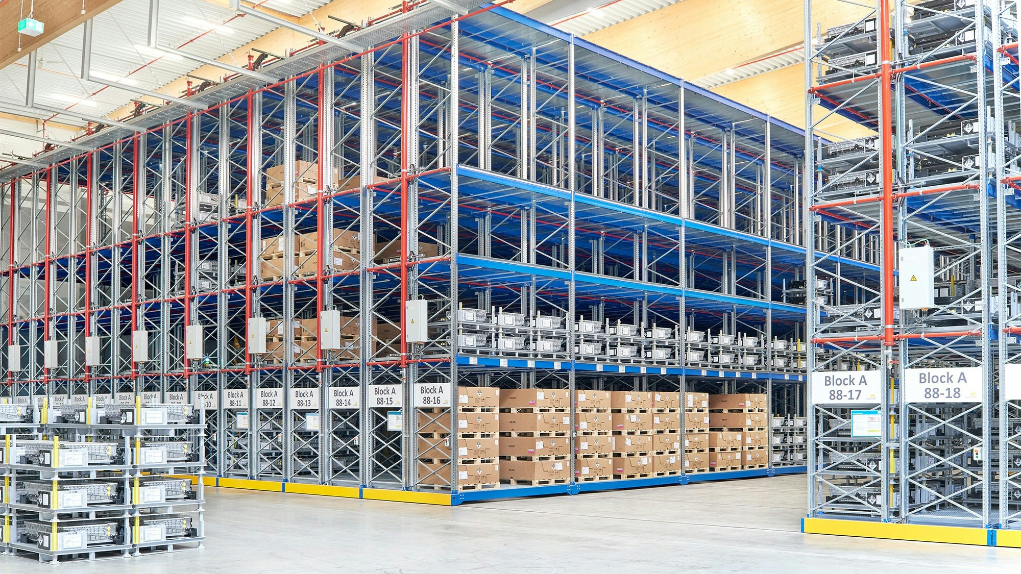 Verfahrbare BITO Palettenregale