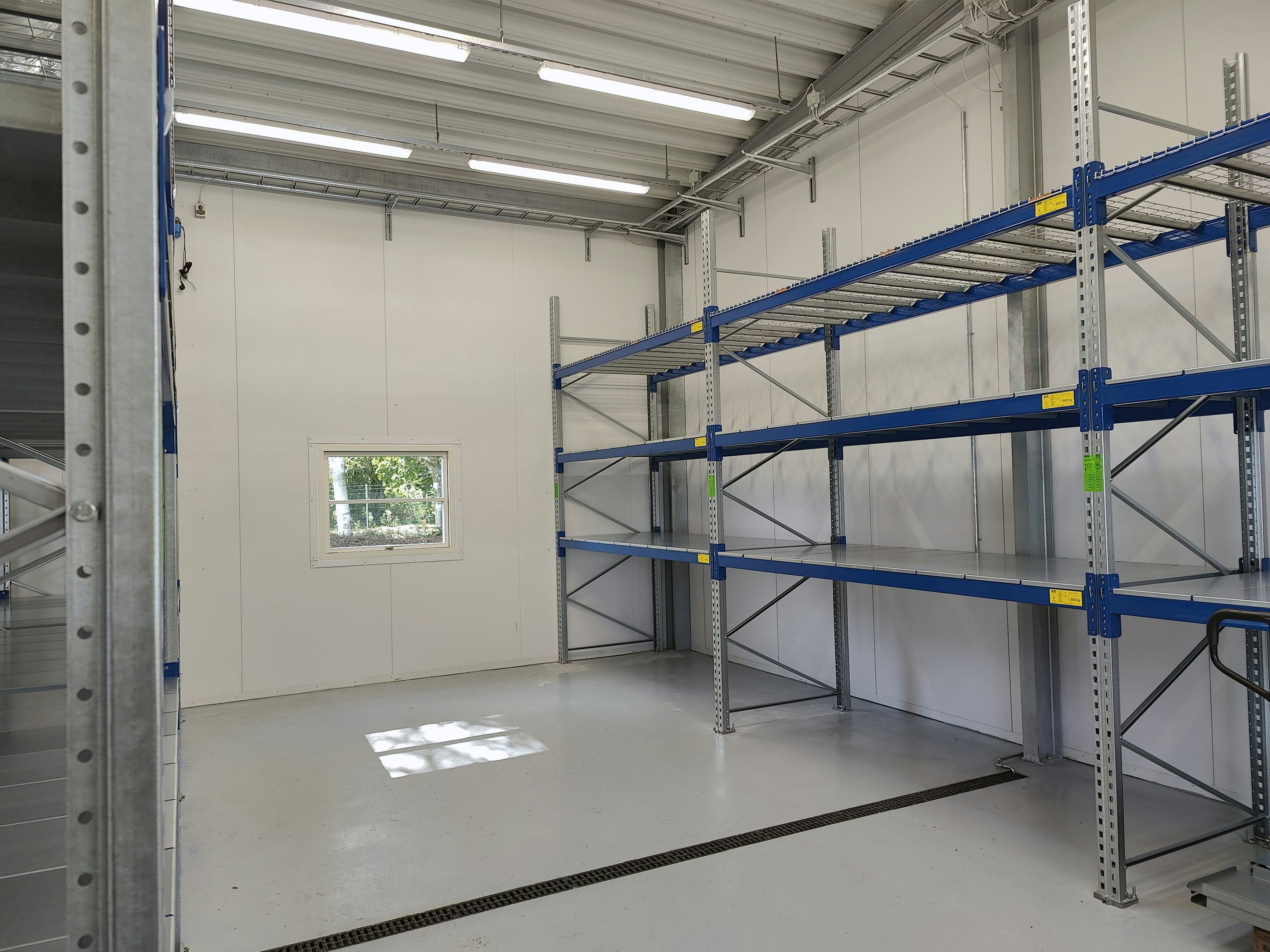 Palettenregal mit Fachebene