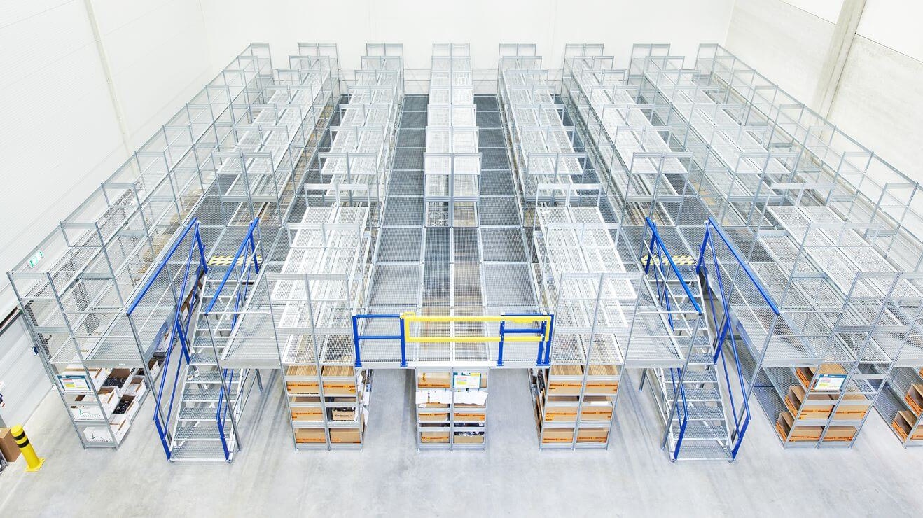 Mehrgeschossregale, Fachbodenregale