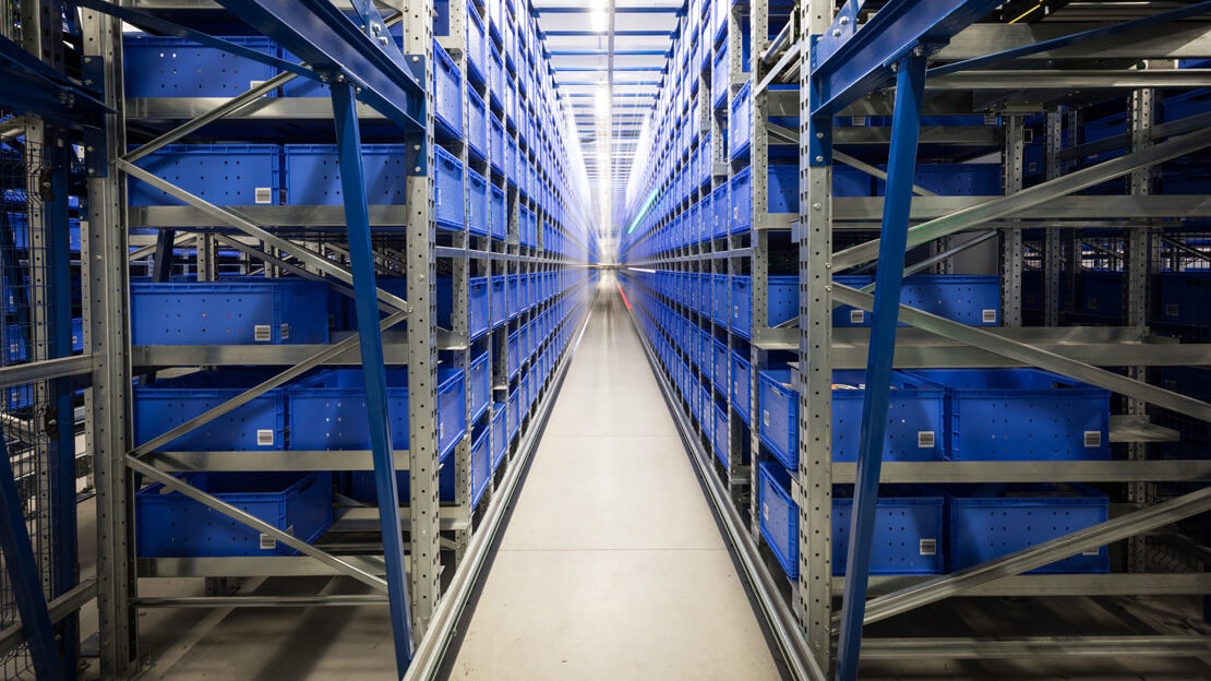 BITO Behälter in BITO Regalen