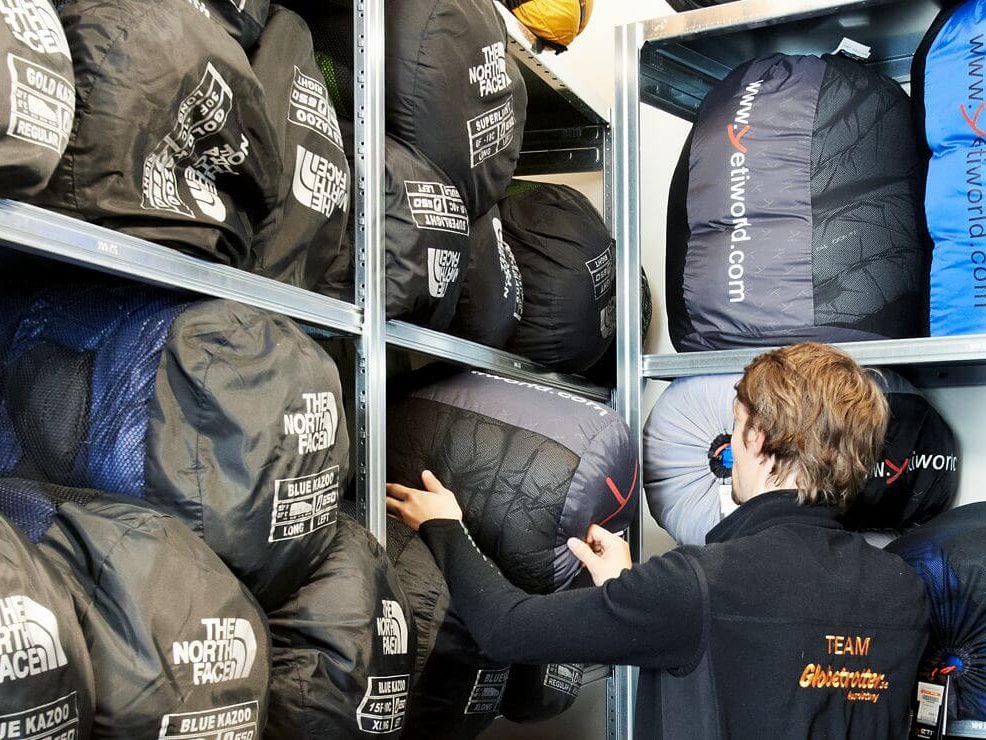 BITO Fachbodenregal bei einem Ausrüster für Outdoor