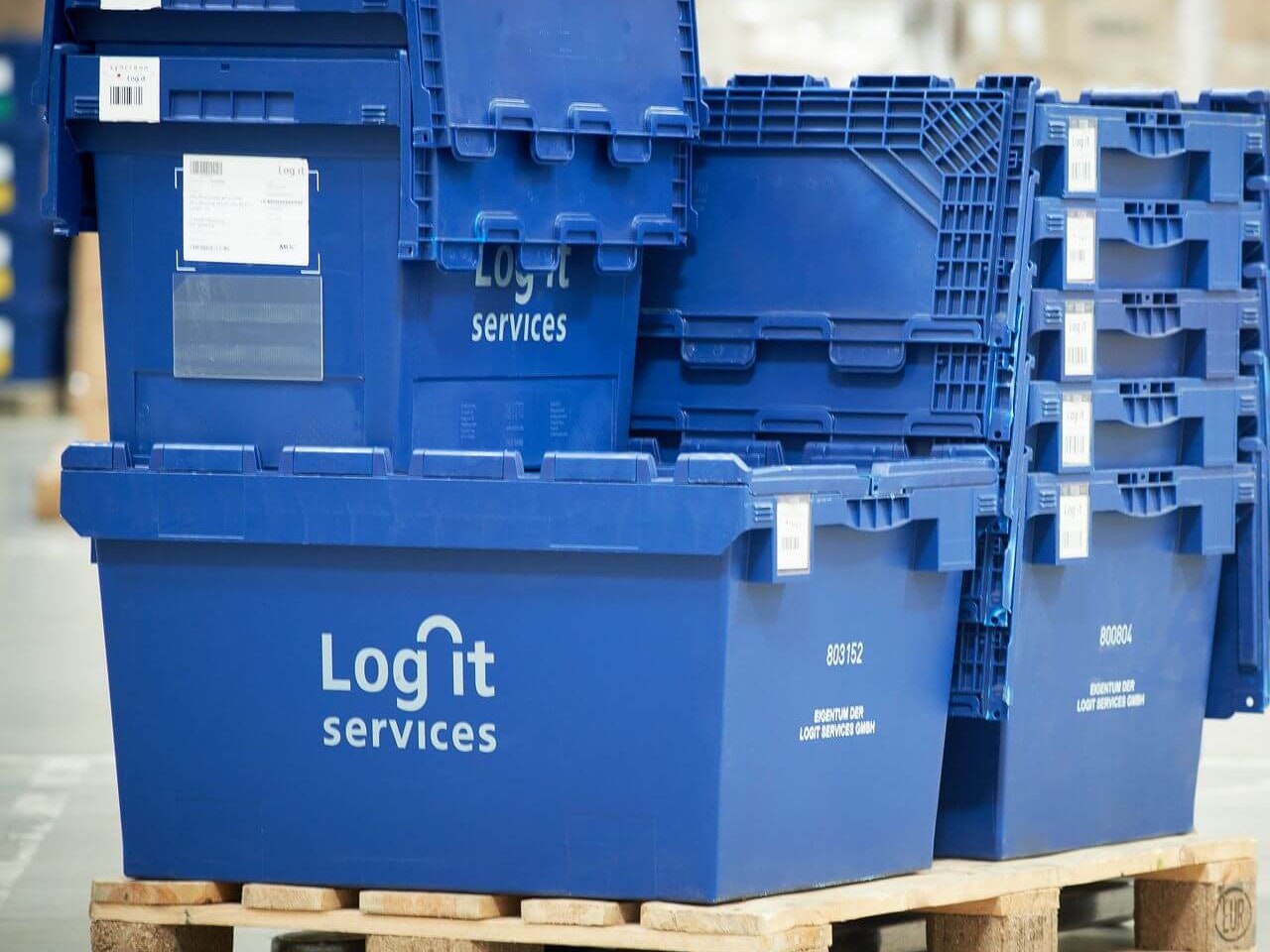 BITO Mehrwegbehälter auf einer Palette