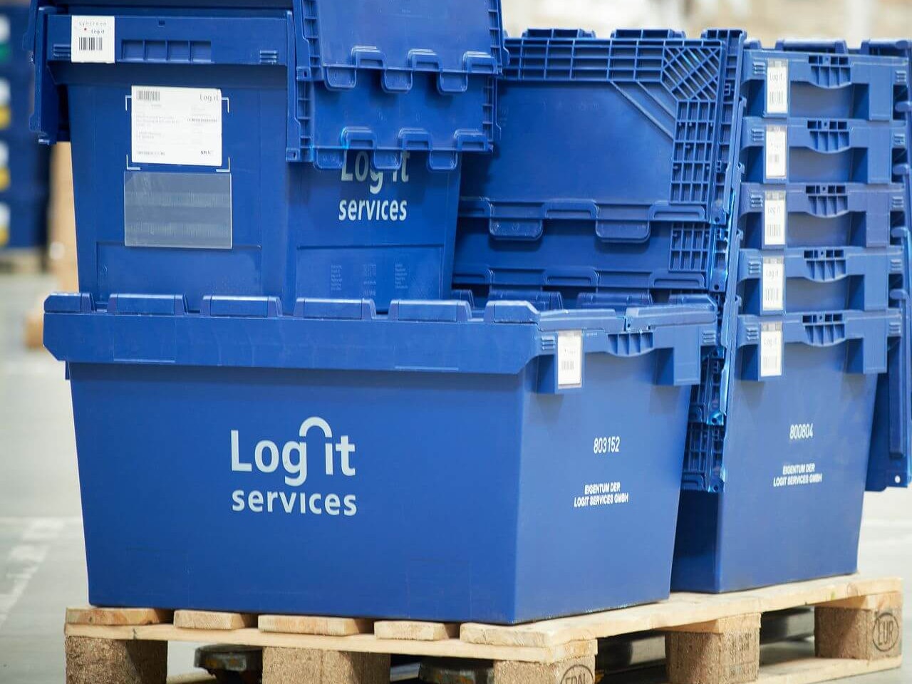 BITO Mehrwegbehälter auf einer Palette