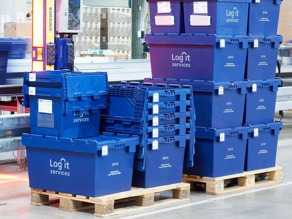 BITO Mehrwegbehälter auf Paletten