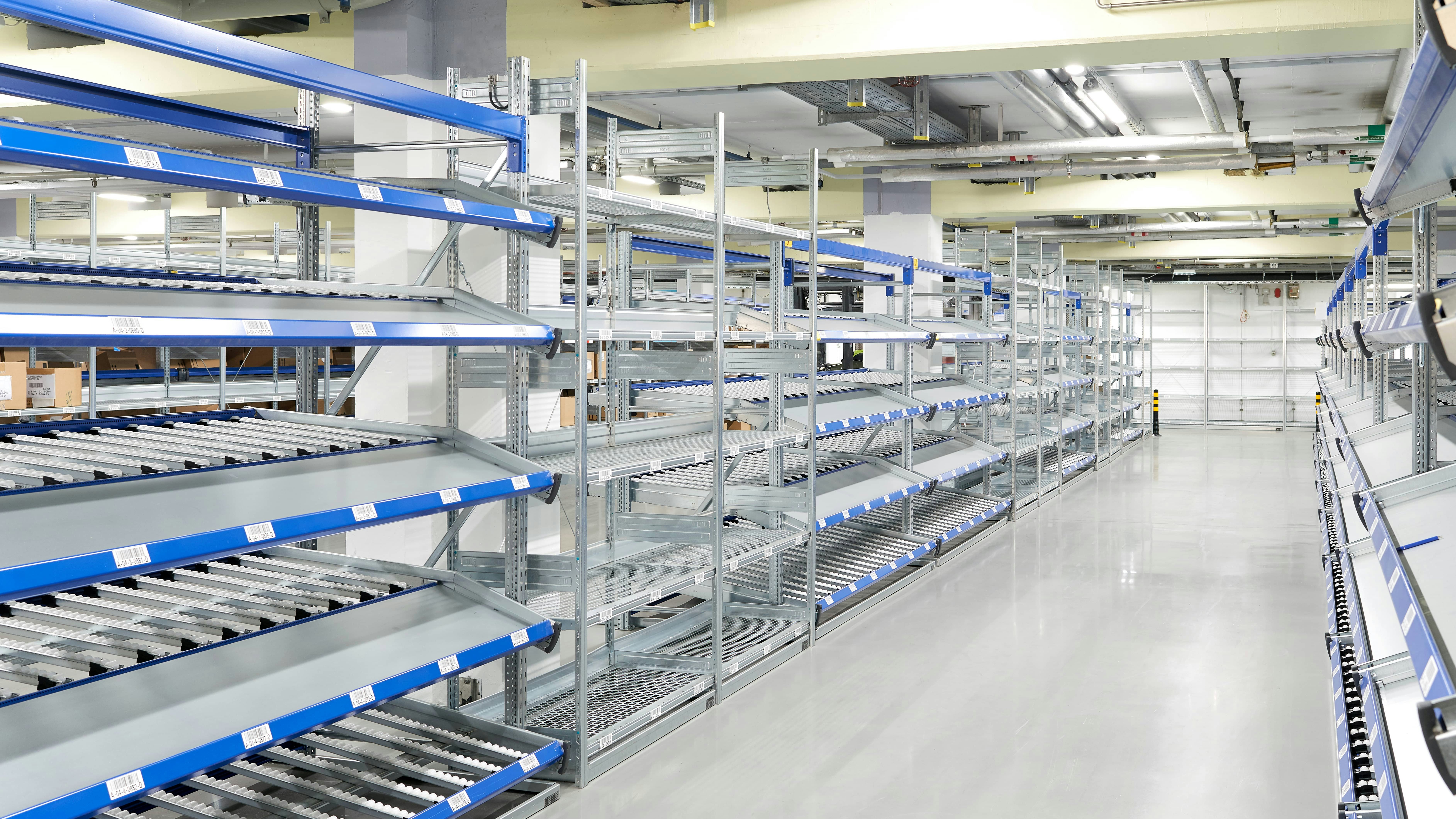 BITO Durchlaufregal mit Schrägböden