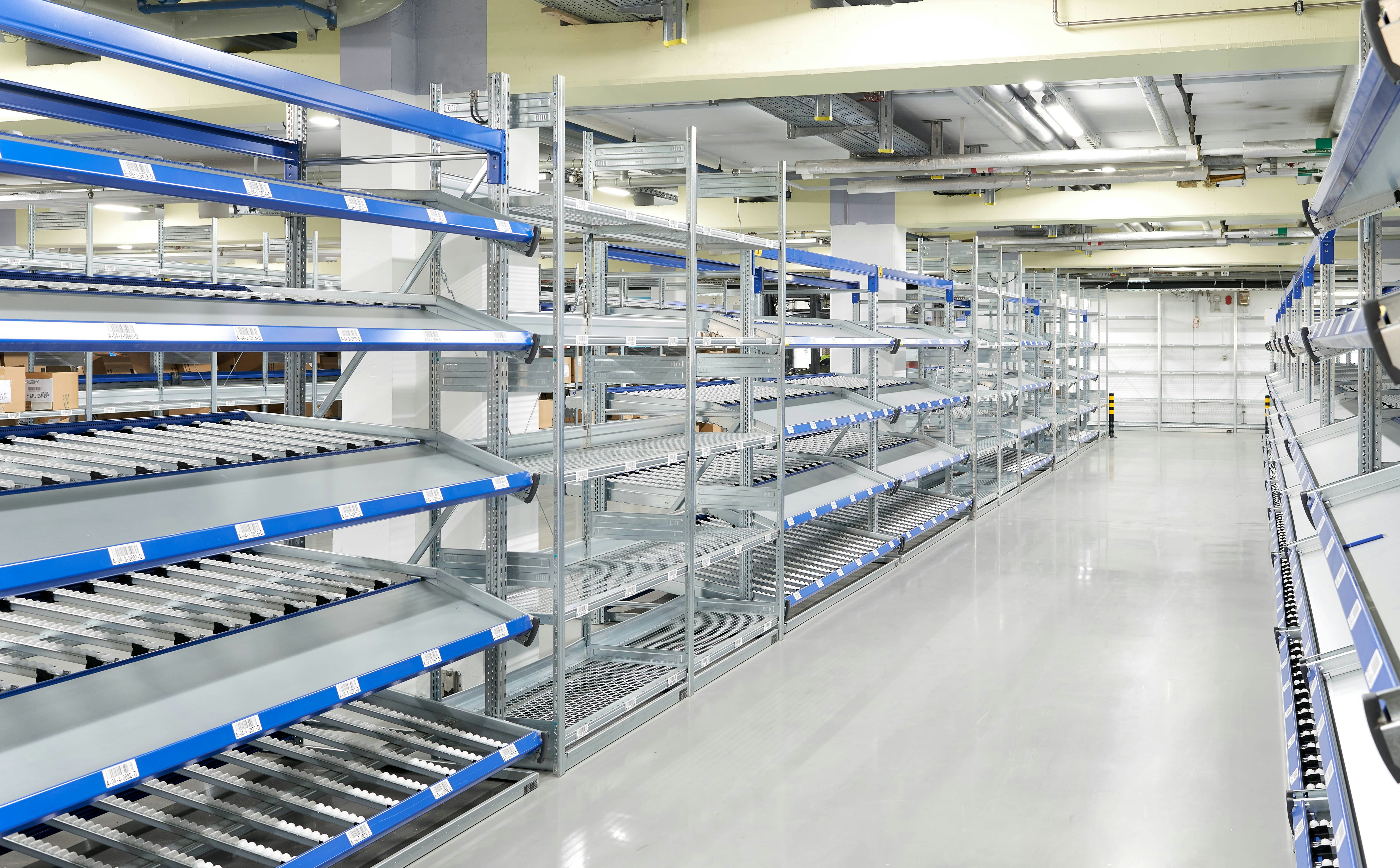 BITO Durchlaufregal mit Schrägböden