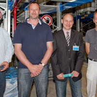 Mehrere Personen vor einem BITO Palettenregal