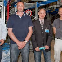 Mehrere Personen vor einem BITO Palettenregal