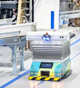 LEO Transporter mieten