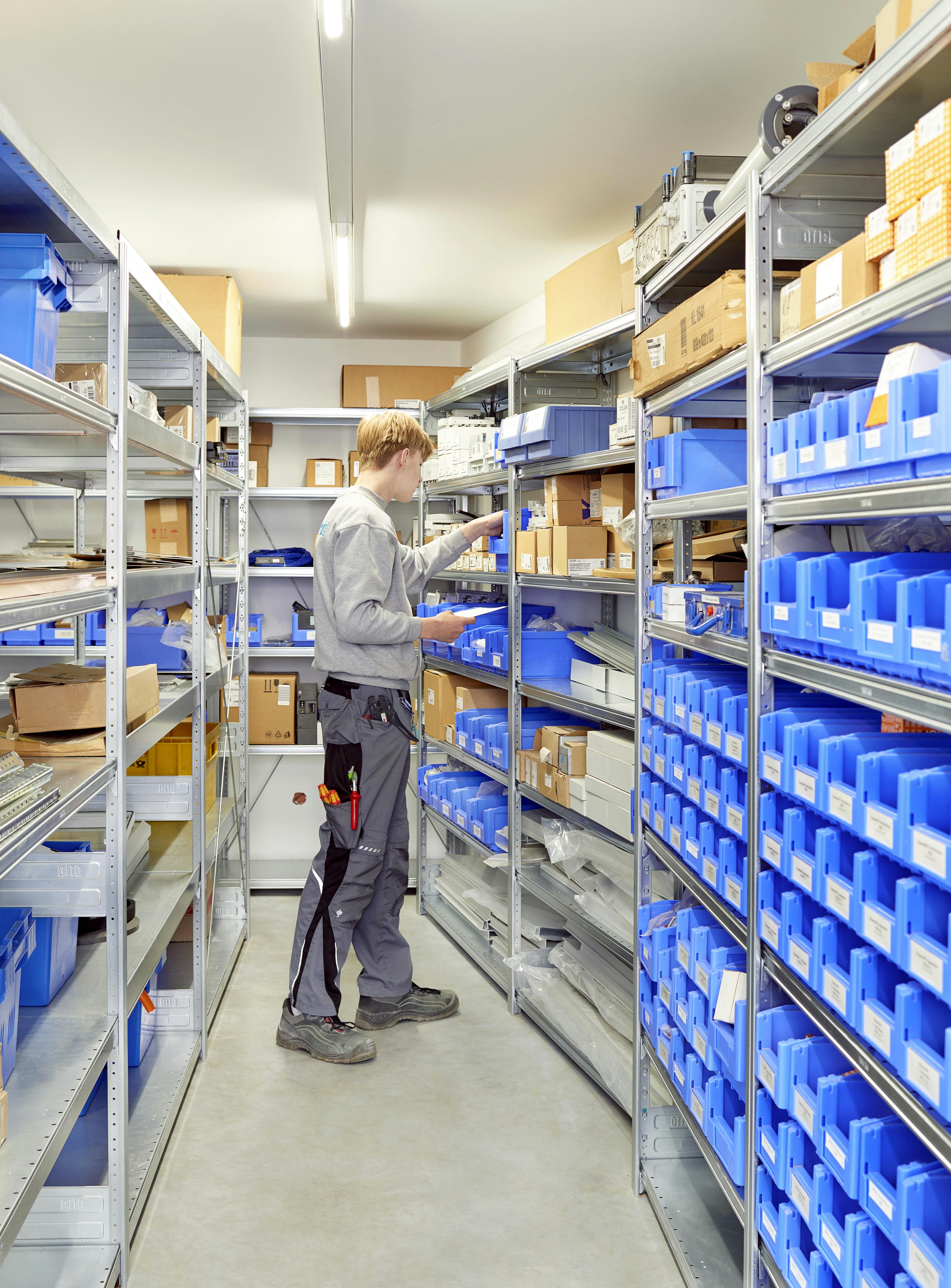 BITO Fachbodenregal/Kleinteilelager zur bestmöglichen Ordnung