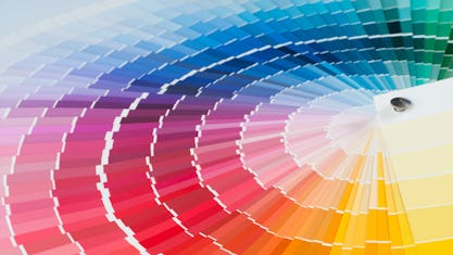 Farbgestaltung und Ergonomie im Lager