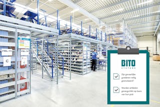 BITO-Checkliste im Hintergrund eine Regalanlage