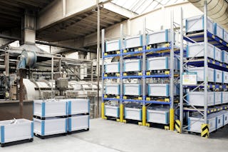 Schwerlastbehälter SL im Palettenregal Schwerlastbehälter SL im Palettenregal