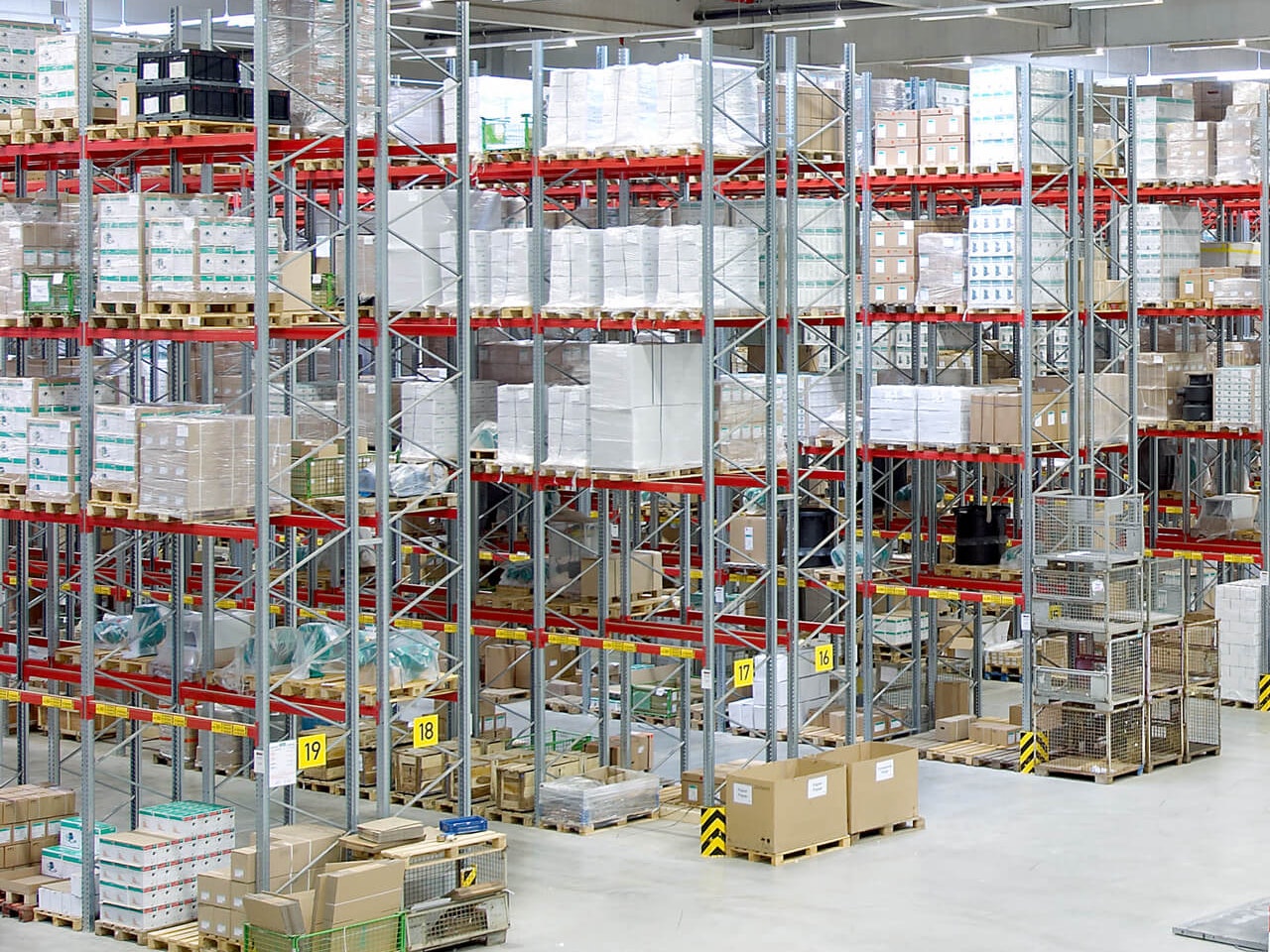 Einfachtiefe Regallagerung Palettenregalanlage