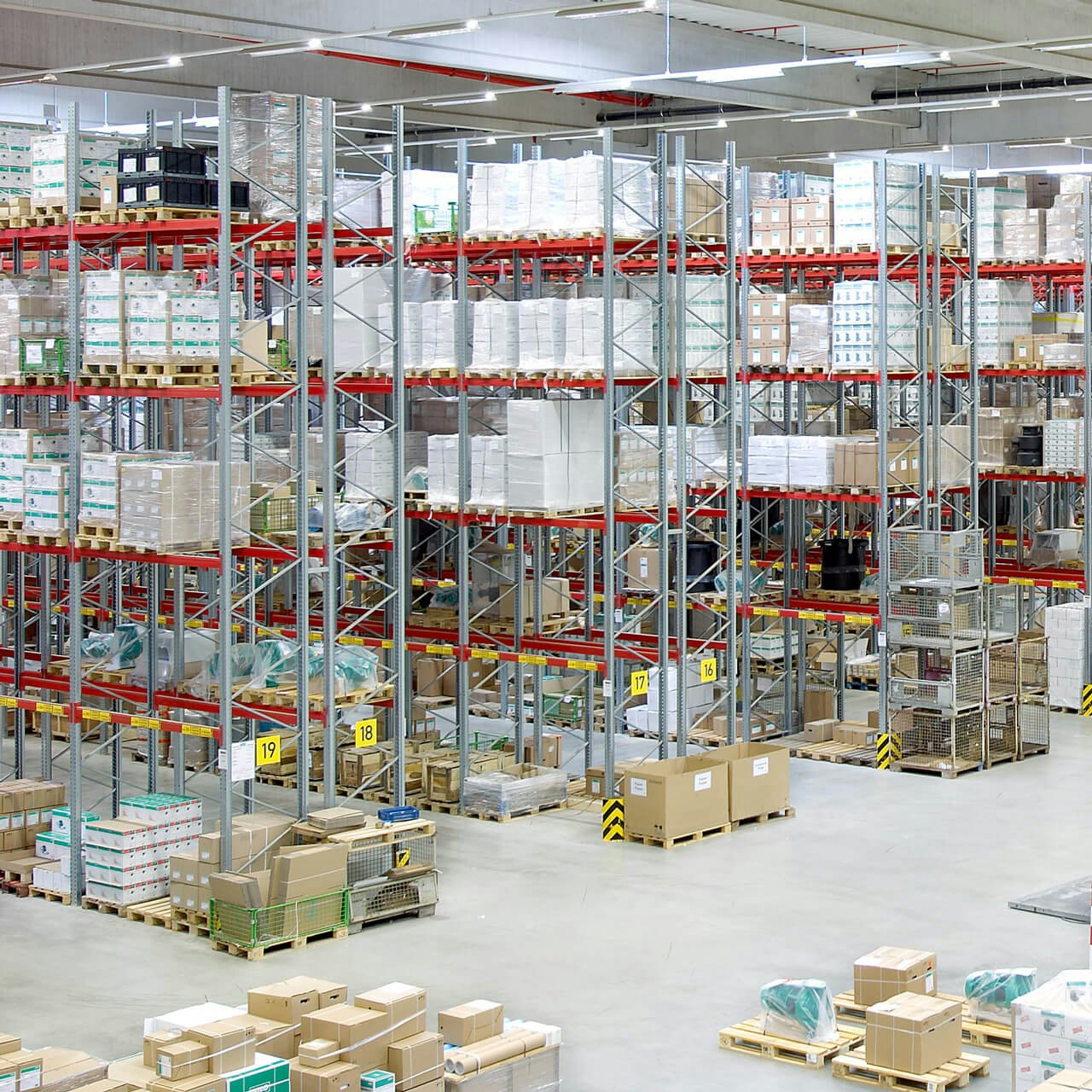 Einfachtiefe Regallagerung Palettenregalanlage