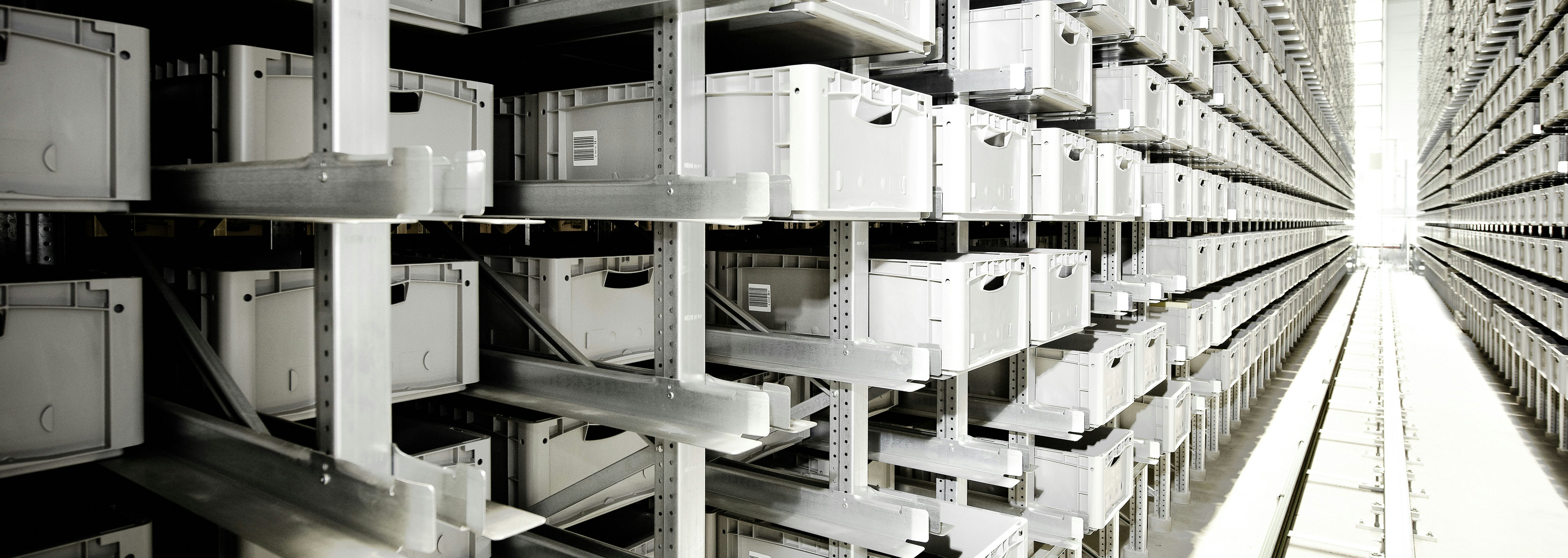 BITO Eurostapelbehälter XL Automatisiertes Regal mit Eurostapelbehälter XL